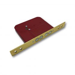 БРАВА ЗА ВРАТА ЗУБЕР